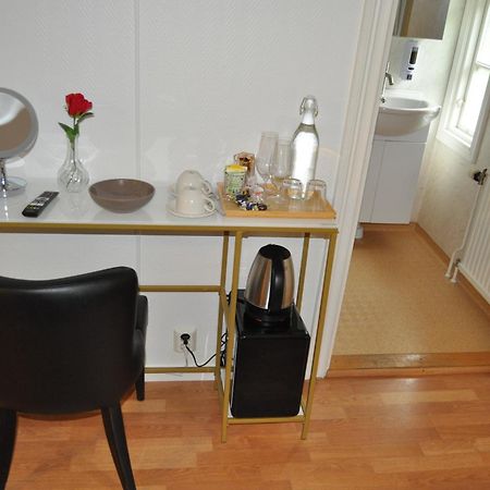 Langstorp 200 Gaesthem I Hoeoer Vaenster 외부 사진